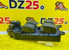 Блок управления стеклоподъемниками TOYOTA SUCCEED 2014/Цвет 1E7 8482052490 NCP165V 1NZFE, передний правый