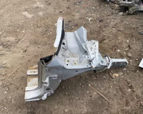 Лонжерон TOYOTA