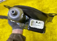 Доводчик двери TOYOTA ROOMY/TANK/THOR/JUSTY 2017/Цвет R59 85005B2012 M900A 1KRFE, задний правый