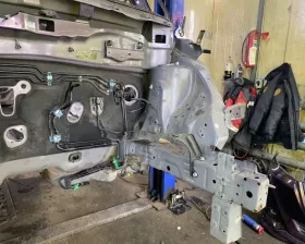 Лонжерон TOYOTA