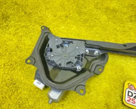 Доводчик двери TOYOTA