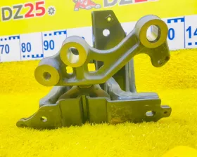 Подушка коробки передач TOYOTA