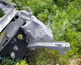 Лонжерон TOYOTA