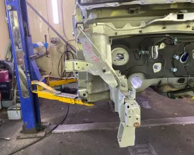 Лонжерон TOYOTA