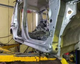 Порог кузова TOYOTA