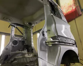Крыло заднее TOYOTA