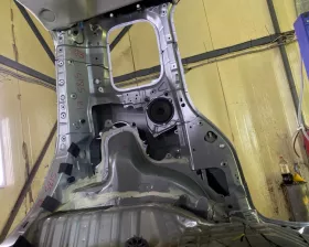 Крыло заднее TOYOTA