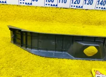 Пластик замка багажника TOYOTA ROOMY/TANK/THOR/JUSTY 2017/Цвет XG3 64716B1080 M910A/M910S/M910F/M900S/M900A/M900F 1KRFE, задний