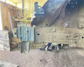 Лонжерон TOYOTA