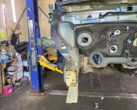 Лонжерон TOYOTA