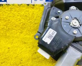 Доводчик двери TOYOTA