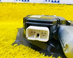 Доводчик двери TOYOTA