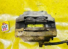 Суппорт TOYOTA LAND CRUISER 1998/Цвет 6Q7 4773060080 HDJ101K 1HDFTE, передний правый