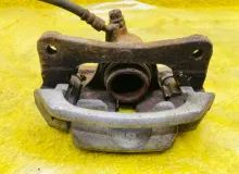 Суппорт TOYOTA LAND CRUISER 1998/Цвет 6Q7 4775060100 HDJ101K 1HDFTE, задний левый