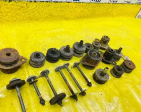 Подушка кузова TOYOTA