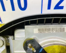 Подушка безопасности водителя Toyota