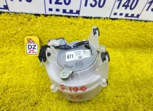 Мотор охлаждения батареи TOYOTA NOAH 2014/Цвет 1F7 G923028030 ZWR80G 2ZRFXE, задний
