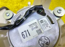 Мотор охлаждения батареи TOYOTA VOXY 2014/Цвет 1F7 G923028030 ZWR80G 2ZRFXE, задний