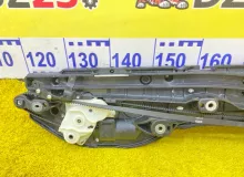 Доводчик двери TOYOTA NOAH 2014/Цвет 1F7 8500528071 ZWR80G 2ZRFXE, задний правый