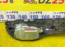 Доводчик двери TOYOTA VOXY 2014/Цвет 1F7 8500628171 ZWR80G 2ZRFXE, задний левый