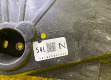 Доводчик двери TOYOTA VOXY 2014/Цвет 1F7 8500628171 ZWR80G 2ZRFXE, задний левый