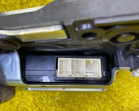 Доводчик двери TOYOTA