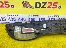Доводчик двери TOYOTA ESQUIRE 2015/Цвет 1F7 8500628171 ZRR85G 3ZRFAE, задний левый