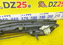 Доводчик двери TOYOTA ESQUIRE 2015/Цвет 1F7 8500628171 ZRR85G 3ZRFAE, задний левый