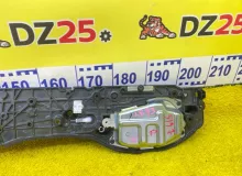Доводчик двери TOYOTA VOXY 2014/Цвет 1F7 8500528071 ZWR80G 2ZRFXE, задний правый