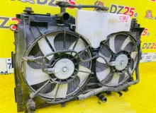 Радиатор основной TOYOTA NOAH 2014/Цвет 1F7 1640037280 ZWR80G 2ZRFXE, передний