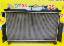 Радиатор основной TOYOTA VOXY 2014/Цвет 1F7 1640037280 ZWR80G 2ZRFXE, передний