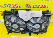 Радиатор основной TOYOTA VOXY 2014/Цвет 1F7 1640037280 ZWR80G 2ZRFXE, передний