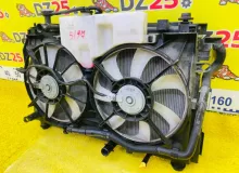 Радиатор основной TOYOTA VOXY 2014/Цвет 1F7 1640037280 ZWR80G 2ZRFXE, передний