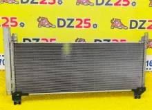 Радиатор кондиционера TOYOTA NOAH 2014/Цвет 1F7 8846028660 ZWR80G 2ZRFXE, передний
