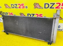 Радиатор кондиционера TOYOTA VOXY 2014/Цвет 1F7 8846028660 ZWR80G 2ZRFXE, передний