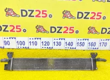 Радиатор инвертора TOYOTA NOAH 2014/Цвет 1F7 G901028030 ZWR80G 2ZRFXE, передний