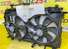 Радиатор основной TOYOTA ESQUIRE 2015/Цвет 1F7 1640037280 ZRR85G 3ZRFAE, передний