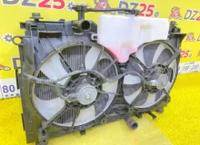 Радиатор основной TOYOTA VOXY 2014/Цвет 202 1640037280 ZRR85W 3ZRFAE, передний