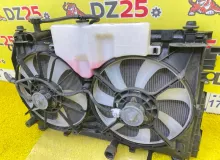 Радиатор основной TOYOTA VOXY 2014/Цвет 202 1640037280 ZRR85W 3ZRFAE, передний