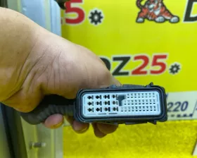 Дверь боковая Nissan