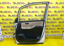 Дверь боковая TOYOTA VOXY/NOAH/ESQUIRE 2014/Цвет 070 6700128250 ZRR80G/ZRR80W/ZRR80/ZRR85G/ZRR85W/ZRR85/ZWR80/ZWR80G/ZWR80W 2ZRFXE, передняя правая