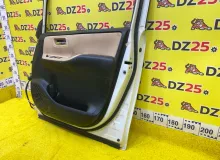 Дверь боковая TOYOTA VOXY/NOAH/ESQUIRE 2014/Цвет 070 6700128250 ZRR80G/ZRR80W/ZRR80/ZRR85G/ZRR85W/ZRR85/ZWR80/ZWR80G/ZWR80W 2ZRFXE, передняя правая