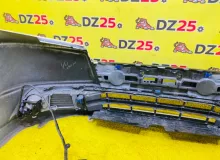 Бампер TOYOTA NOAH 2014/Цвет 070 5310128390 ZWR80G 2ZRFXE, передний