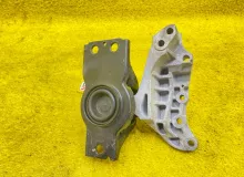 Подушка двигателя NISSAN SERENA 2017/Цвет QAB 112105TA0A GFC27 MR20DD, передняя правая