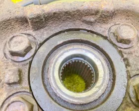 Ступица NISSAN