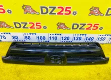 Решетка радиатора TOYOTA HILUX SURF 2003/Цвет 1D4 5311135590 VZN215W 5VZFE, передняя