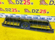 Решетка радиатора TOYOTA HILUX SURF 2003/Цвет 1D4 5311135590 VZN215W 5VZFE, передняя