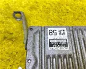 Блок управления двс TOYOTA