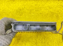 Блок управления двс TOYOTA WISH 2012/Цвет 070 8966168240 ZGE20W 2ZRFAE, передний