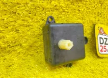 Сервопривод заслонок печки HUMMER H3 2006 10397365 LLR, передний